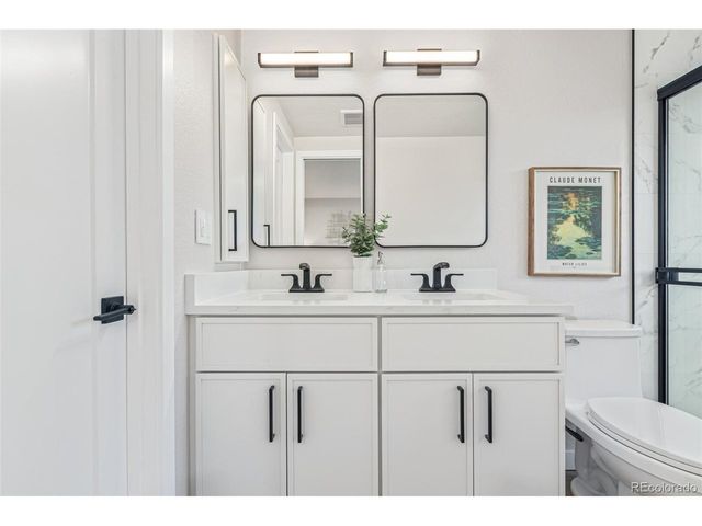 1011 Yeager Dr, Longmont, CO 80501