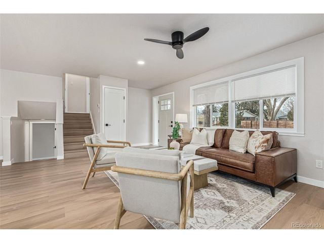 1011 Yeager Dr, Longmont, CO 80501