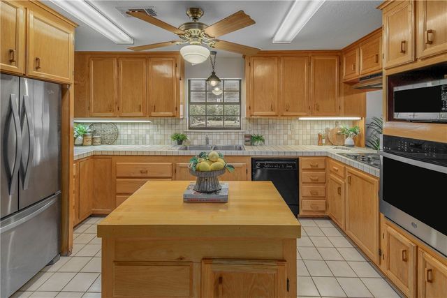 5891 Koppe Bridge Road, College Station, TX 77845