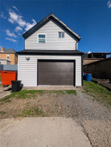 1511 Duss Ave, Ambridge, PA 15003