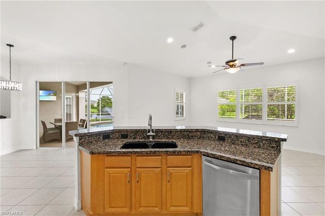 3917 Fabienne CT, Naples, FL 34109