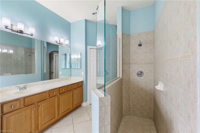 3917 Fabienne CT, Naples, FL 34109