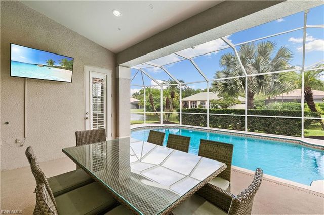 3917 Fabienne CT, Naples, FL 34109