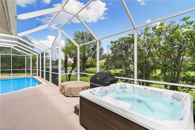 3917 Fabienne CT, Naples, FL 34109