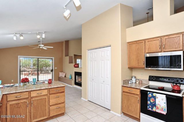 9544 Whetstone Mountain Street, Tucson, AZ 85748