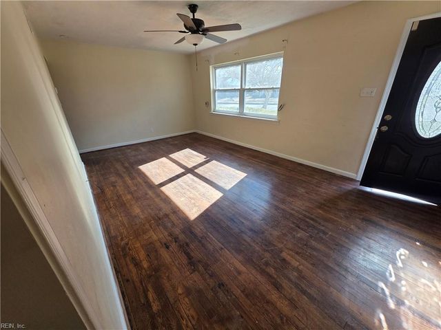 618 Beach View ST, Norfolk, VA 23503