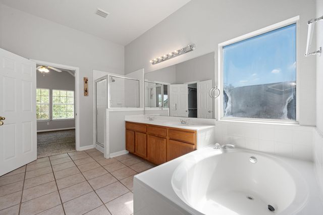 6036 Mesa Verde CIR, Austin, TX 78749