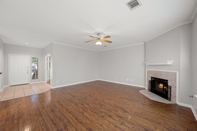 6036 Mesa Verde CIR, Austin, TX 78749
