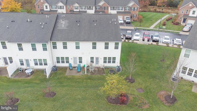 81 SUNDANCE DR, Hamilton, NJ 08619