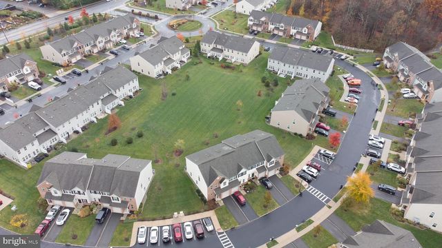 81 SUNDANCE DR, Hamilton, NJ 08619