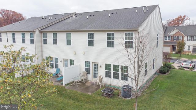 81 SUNDANCE DR, Hamilton, NJ 08619