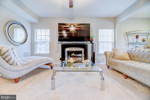 81 SUNDANCE DR, Hamilton, NJ 08619