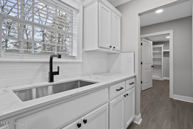 1416 Post Road, Clinton, MS 39056