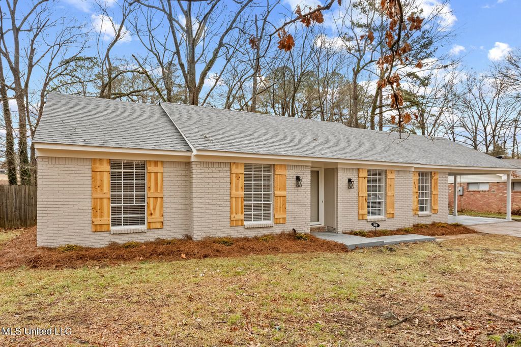 1416 Post Road, Clinton, MS 39056