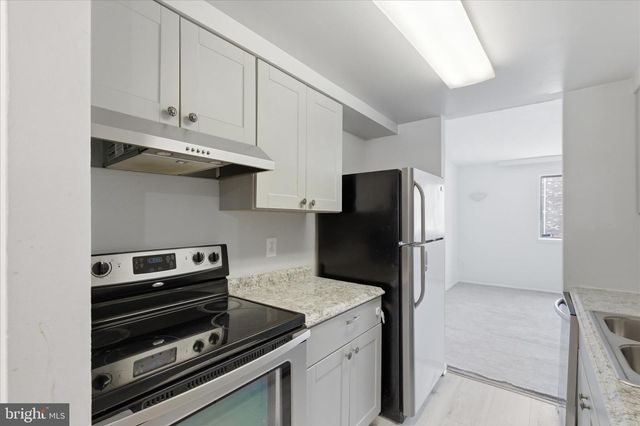 7038 KNIGHTHOOD LN, Columbia, MD 21045