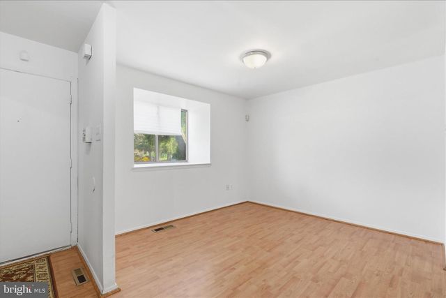 7038 KNIGHTHOOD LN, Columbia, MD 21045