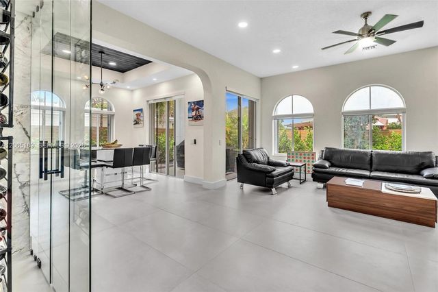 2521 Center Avenue, Fort Lauderdale, FL 33305
