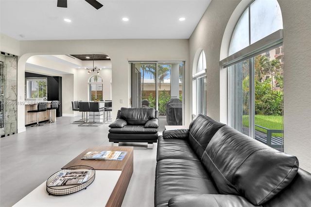 2521 Center Avenue, Fort Lauderdale, FL 33305