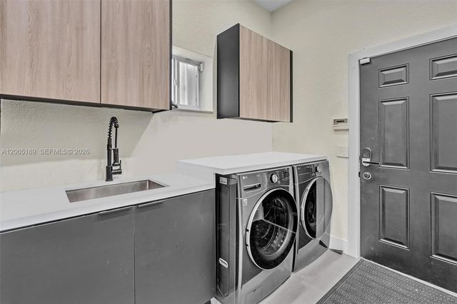 2521 Center Avenue, Fort Lauderdale, FL 33305