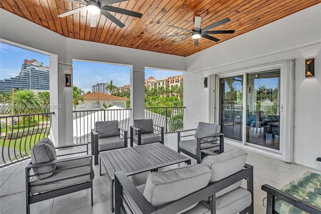 2521 Center Avenue, Fort Lauderdale, FL 33305