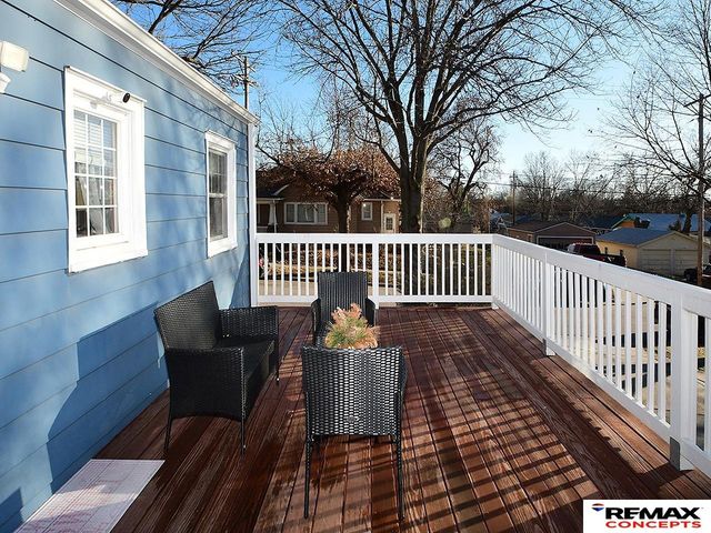 891 S 33rd Street, Lincoln, NE 68510