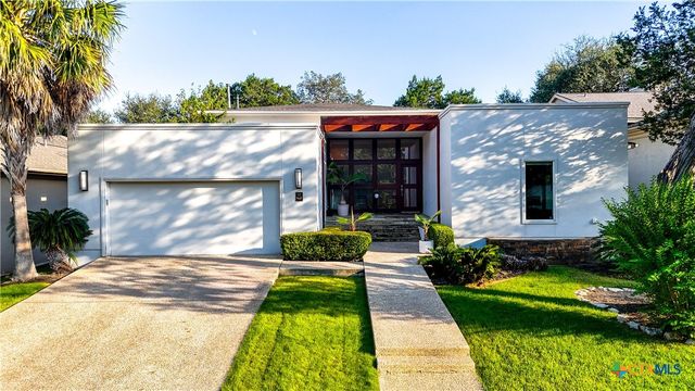 33 Laurel Trail, New Braunfels, TX 78130