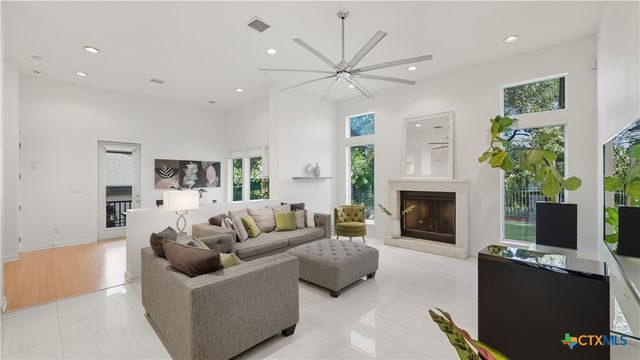 33 Laurel Trail, New Braunfels, TX 78130