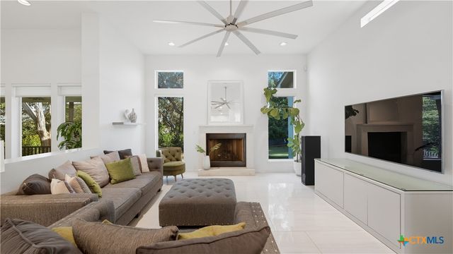 33 Laurel Trail, New Braunfels, TX 78130