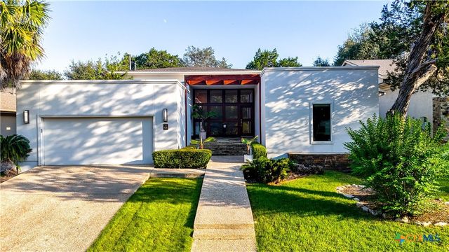 33 Laurel Trail, New Braunfels, TX 78130