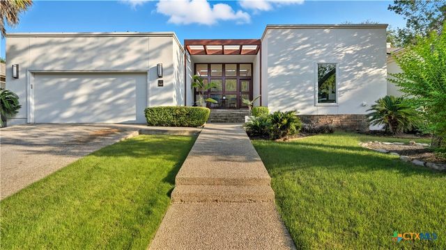 33 Laurel Trail, New Braunfels, TX 78130