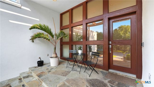 33 Laurel Trail, New Braunfels, TX 78130