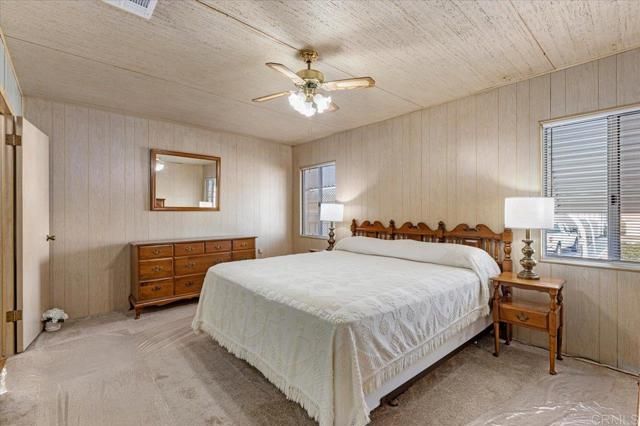 1010 E Bobier Drive 204, Vista, CA 92084