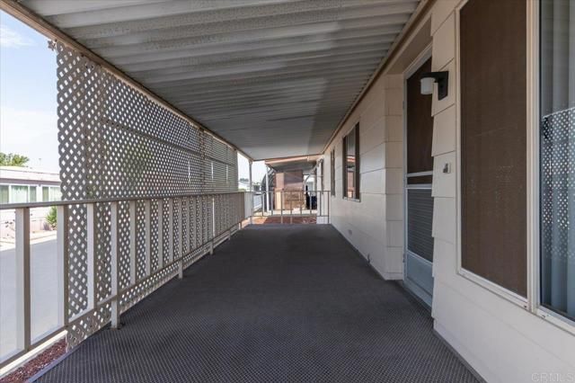 1010 E Bobier Drive 204, Vista, CA 92084