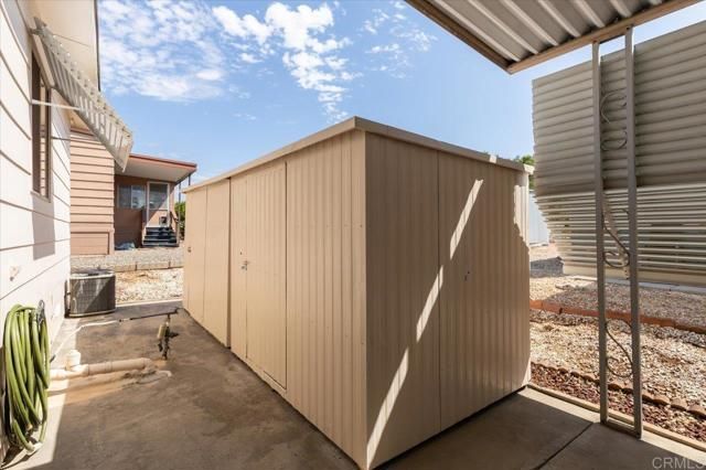 1010 E Bobier Drive 204, Vista, CA 92084