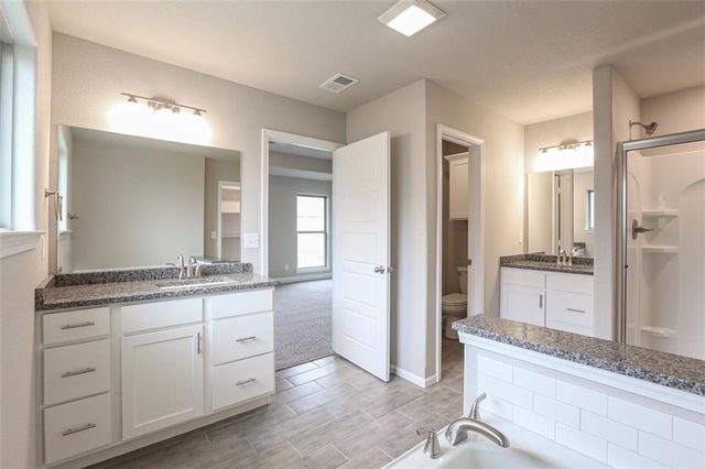 16782 S Hall Street, Olathe, KS 66062