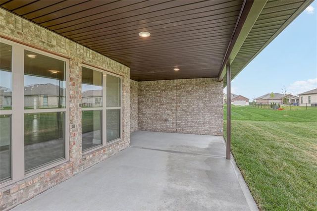 16782 S Hall Street, Olathe, KS 66062