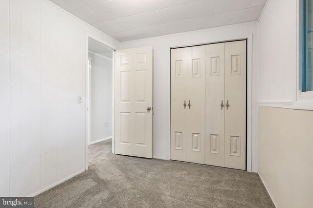 2 PATTERSON AVE, Windsor, PA 17366