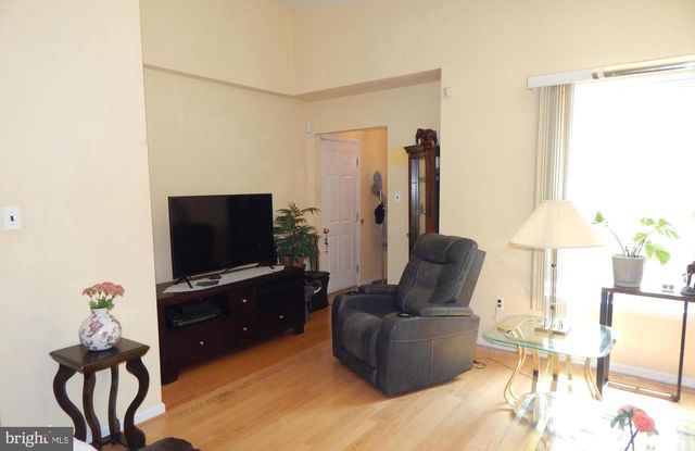 128 RUNNER ST, Jenkintown, PA 19046