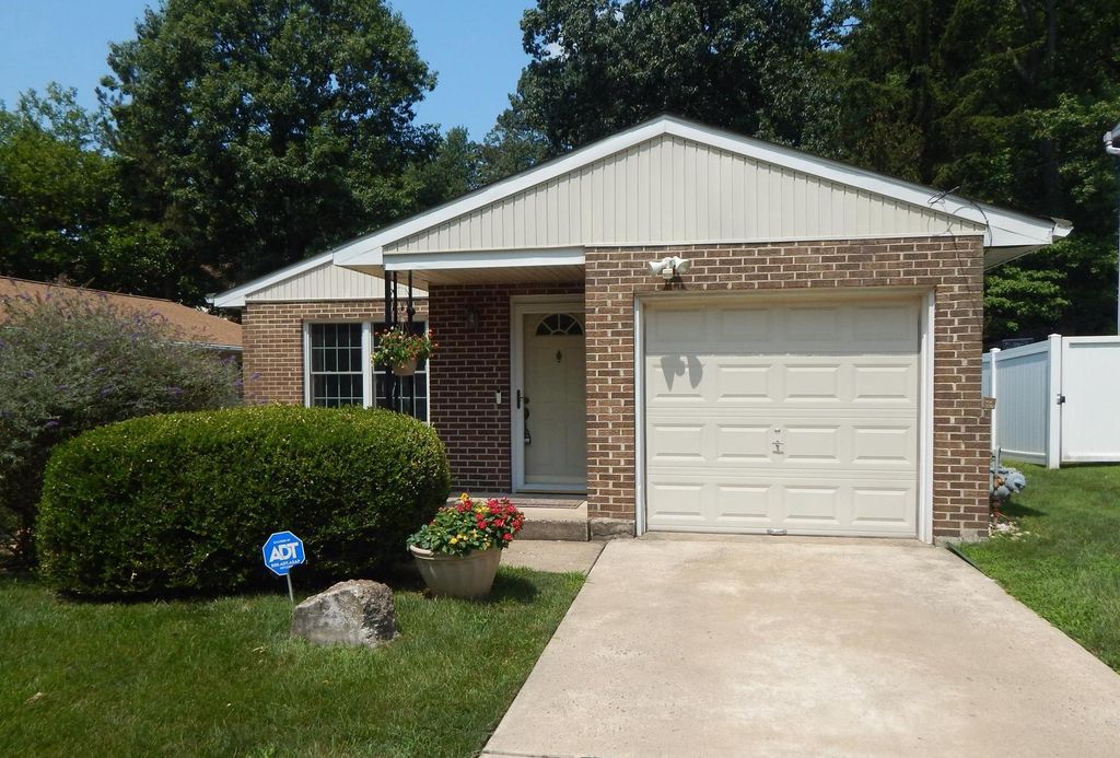 128 RUNNER ST, Jenkintown, PA 19046