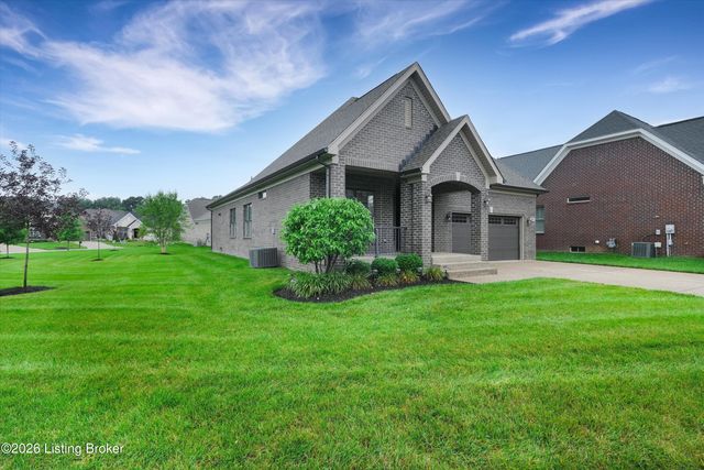 16033 Carefree Pl, Louisville, KY 40245