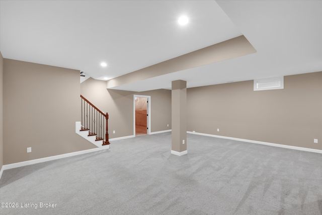 16033 Carefree Pl, Louisville, KY 40245