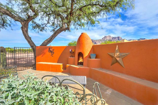 5098 E 4TH Avenue, Apache Junction, AZ 85119