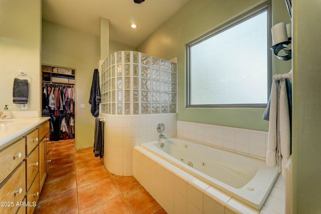 5098 E 4TH Avenue, Apache Junction, AZ 85119