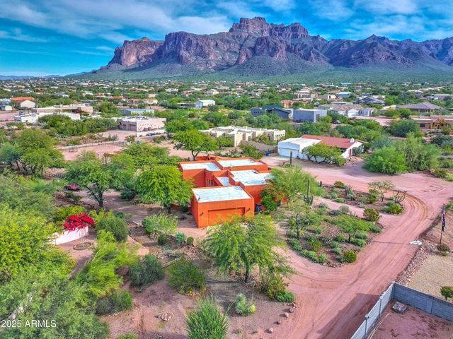 5098 E 4TH Avenue, Apache Junction, AZ 85119