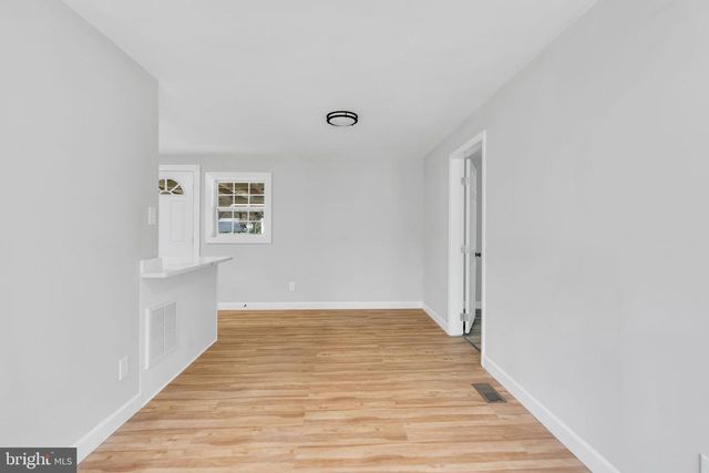 6202 MARYE RD, Woodford, VA 22580