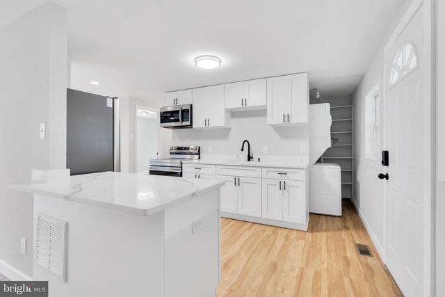 6202 MARYE RD, Woodford, VA 22580