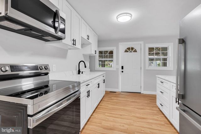 6202 MARYE RD, Woodford, VA 22580