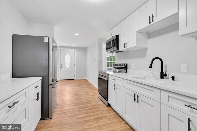 6202 MARYE RD, Woodford, VA 22580