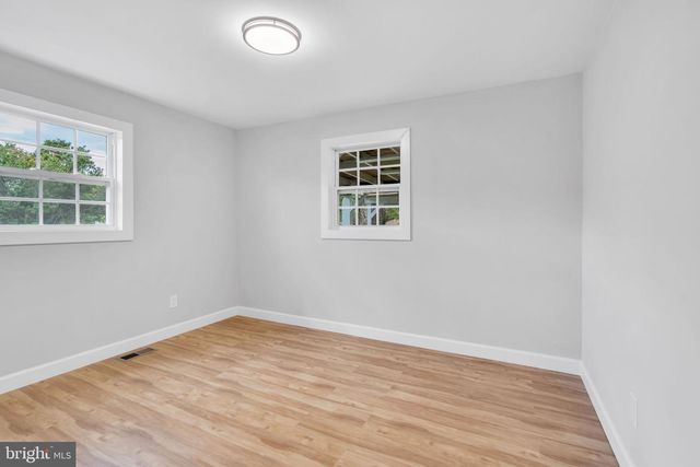 6202 MARYE RD, Woodford, VA 22580