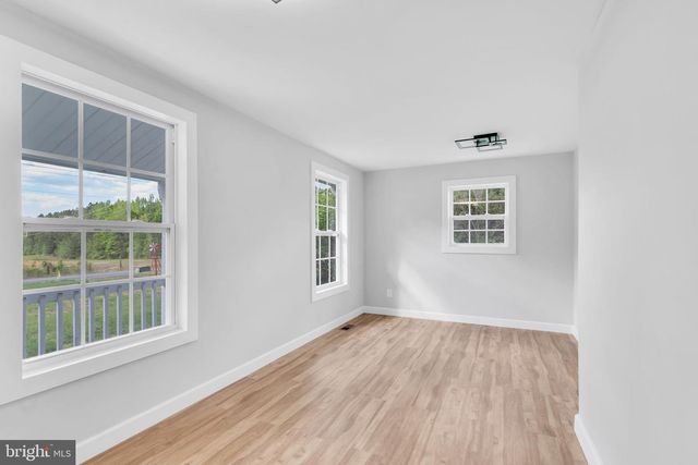 6202 MARYE RD, Woodford, VA 22580
